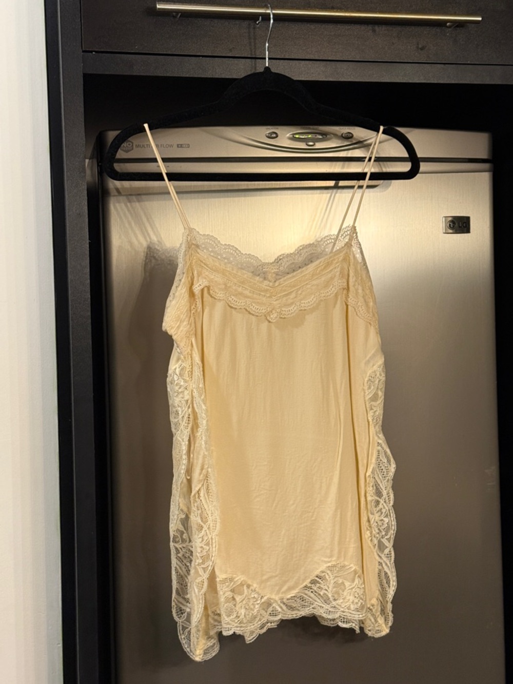 ZARA LACE CAMISOLE - Picture 2 of 11